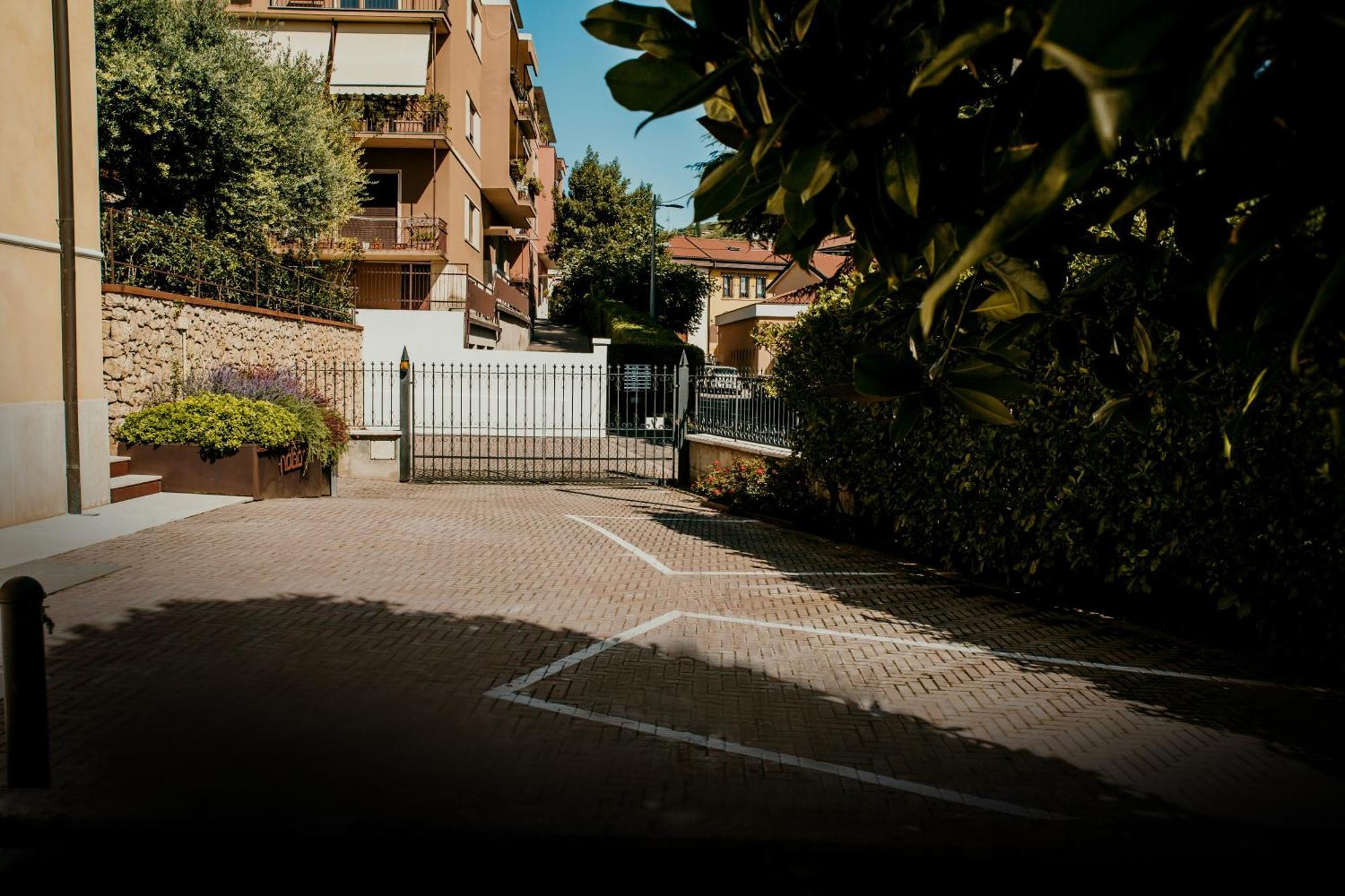 Naboo Verona Luxury Suites Eksteriør billede